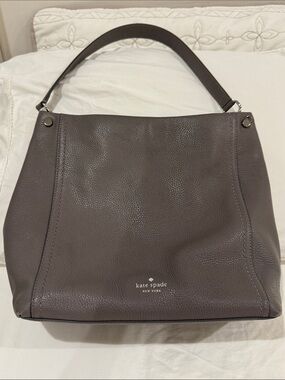 kate spade Pebbled Leather Shoulder Bag in Gray Taupe